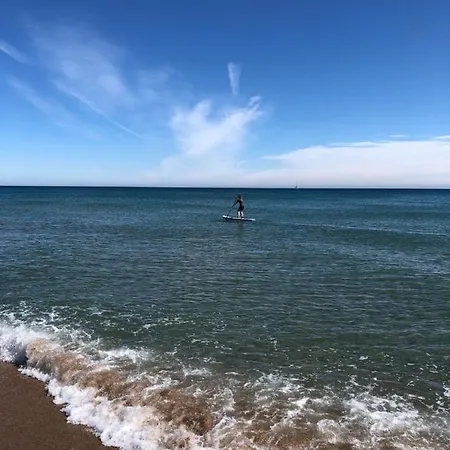 Playa, Del Golf アパート
